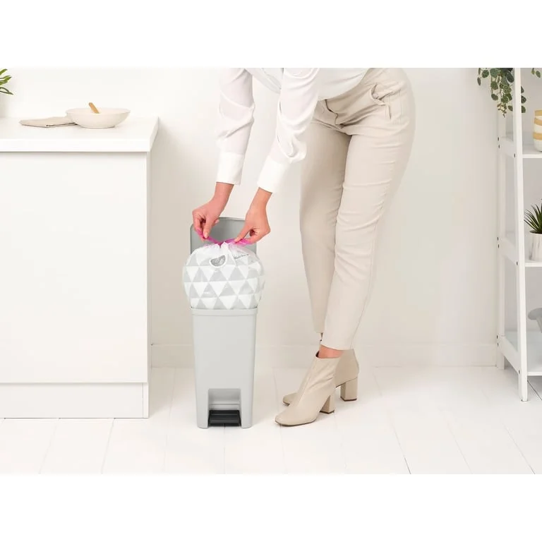 Coș de gunoi cu pedală Brabantia StepUp 10L, Light Grey