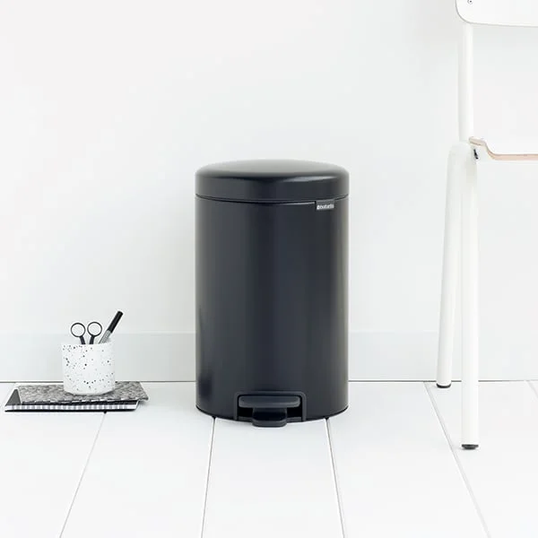 Coș de gunoi cu pedală Brabantia NewIcon 12L, Matt Black