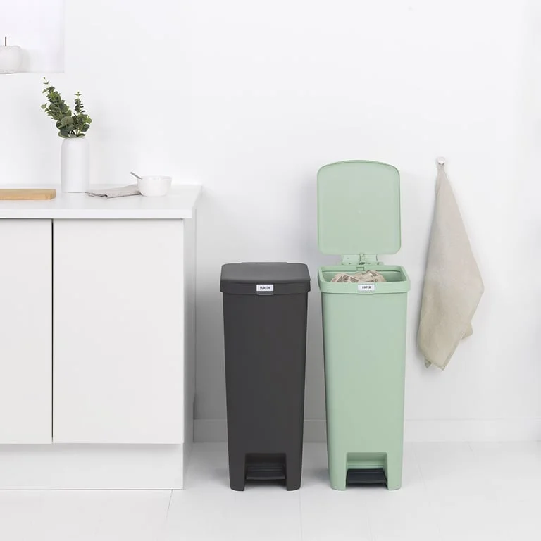 Coș de gunoi cu pedală Brabantia StepUp 40L, Jade Green