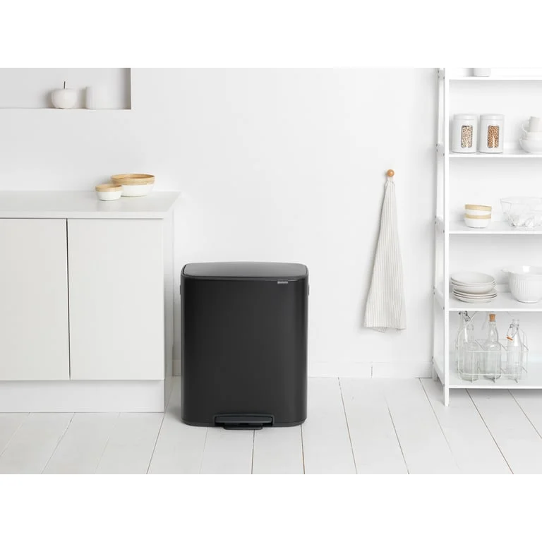 Coș de gunoi Brabantia Bo Pedal 60L, Matt Black