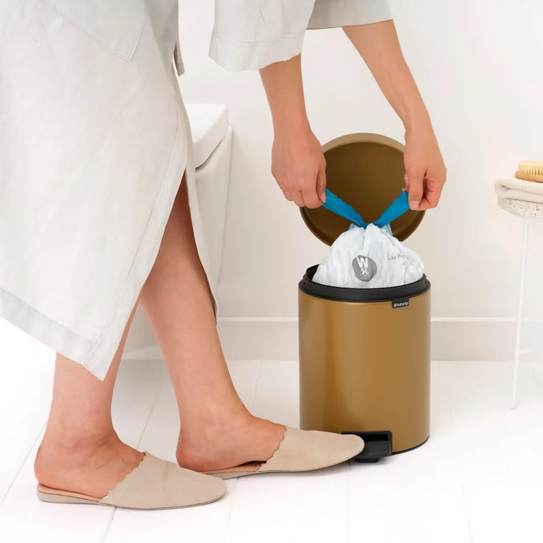 Coș de gunoi cu pedală Brabantia NewIcon 5L, Warm Gold