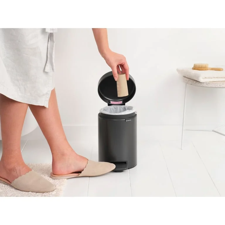 Coș de gunoi cu pedală Brabantia NewIcon 3L, Confident Grey