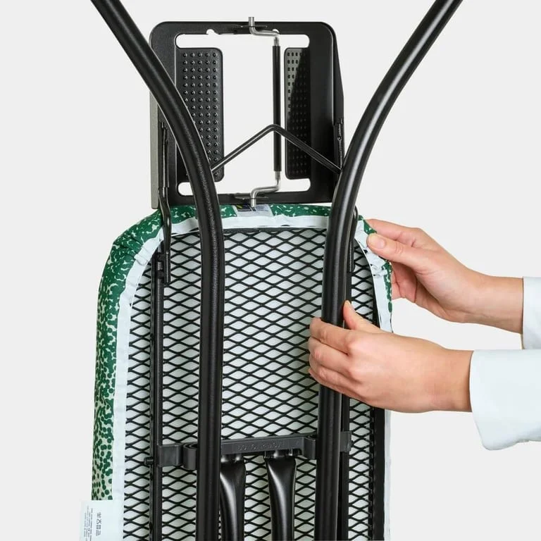 Masă de călcat Brabantia A 110x30cm cu suport pentru fier de călcat, New Dawn