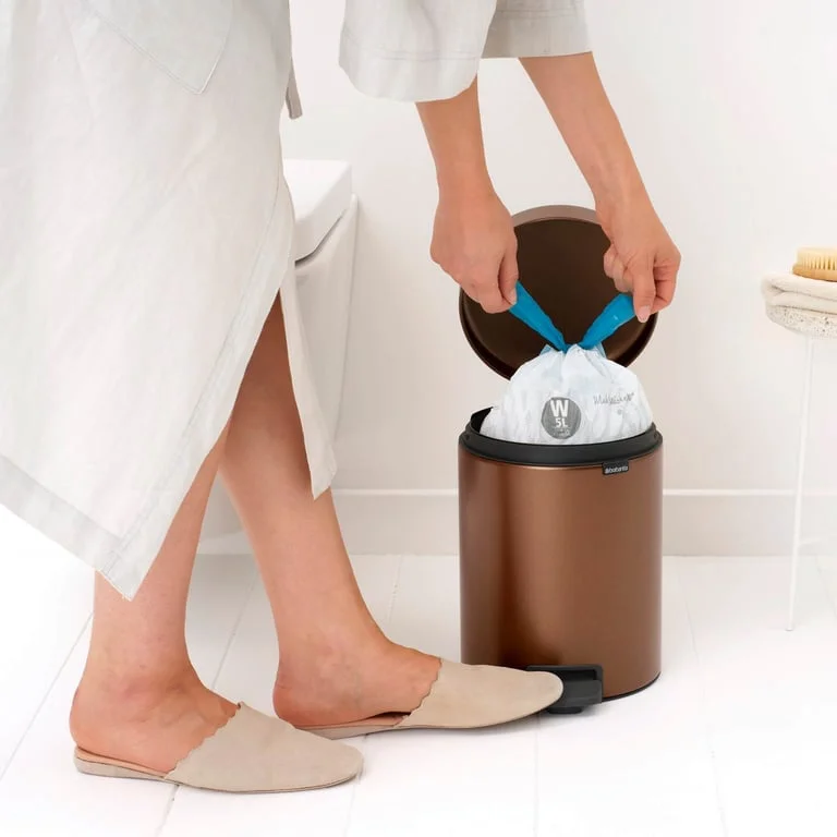 Coș de gunoi cu pedală Brabantia NewIcon 5L, Warm Bronze