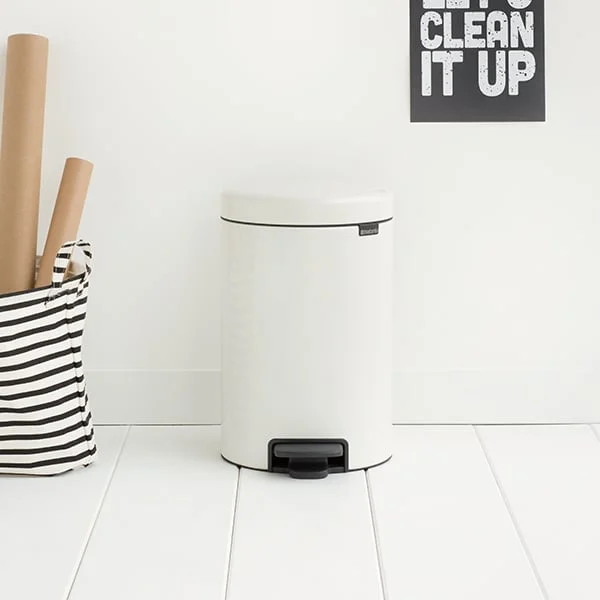 Coș de gunoi cu pedală Brabantia NewIcon 12L, White