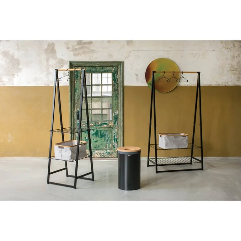 Stativ haine multifuncțional Brabantia Linn Black, compact