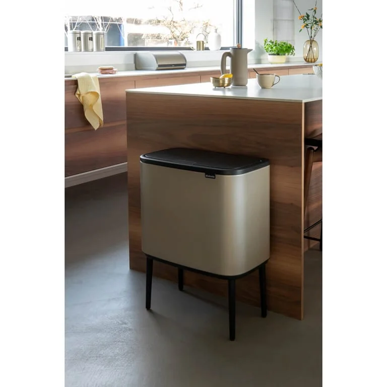 Coș de gunoi Brabantia Bo Touch 36L, Metallic Gold