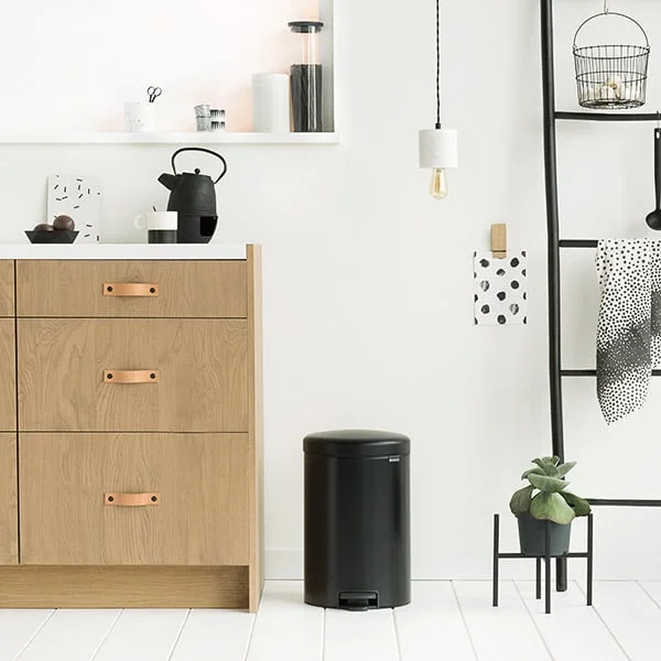 Waste Bin NewIcon Brabantia 20L, Black