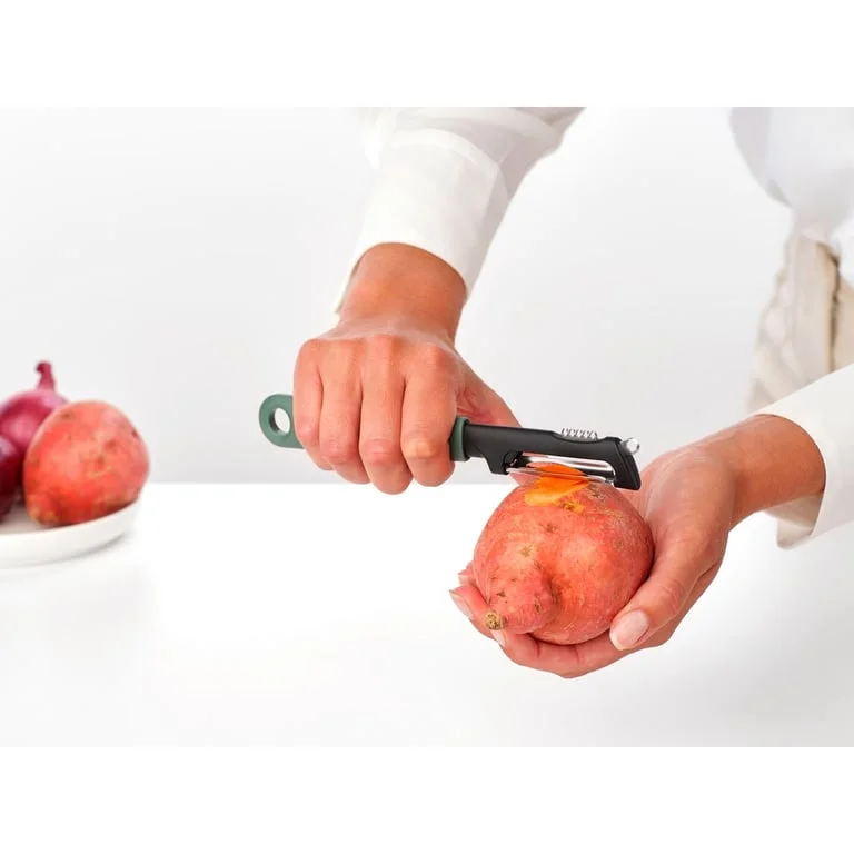 Curățător cu lamă detașabilă Brabantia Tasty+ Fir Green, cu mini răzătoare pentru coji de citrice