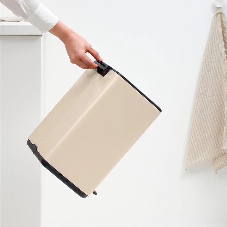 Coș de gunoi Brabantia Bo Pedal 12L, Soft Beige