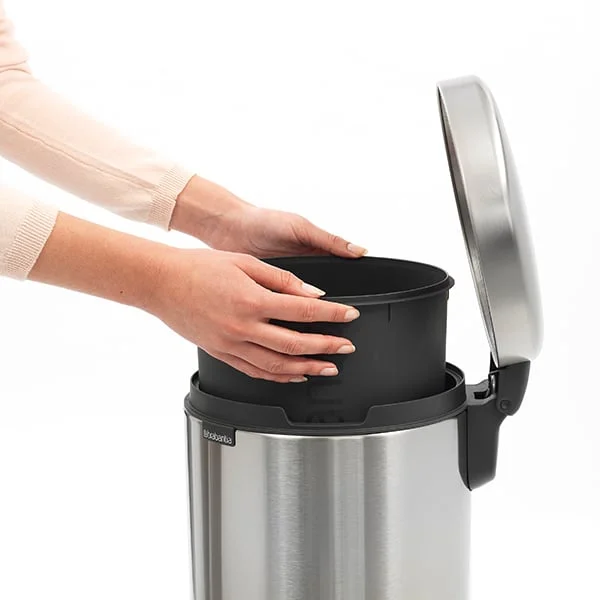 Coș de gunoi cu pedală Brabantia NewIcon 12L, Matt Steel, Fingerprint proof