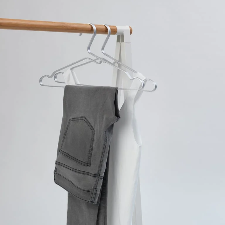 Aluminium Clothes Hanger Brabantia Linn, set of 4, Silver
