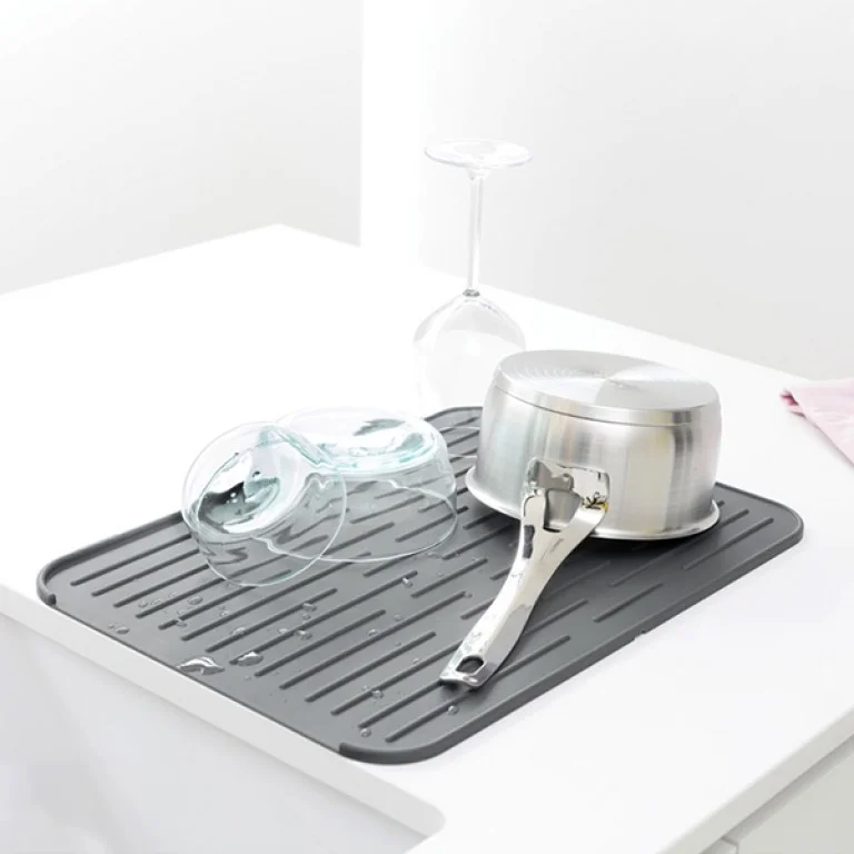 Suport de vase din silicon Brabantia 33x44cm, Dark Grey