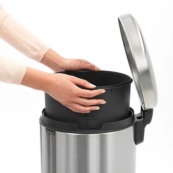 Coș de gunoi cu pedală Brabantia NewIcon 20L, Matt Steel, Fingerprint proof