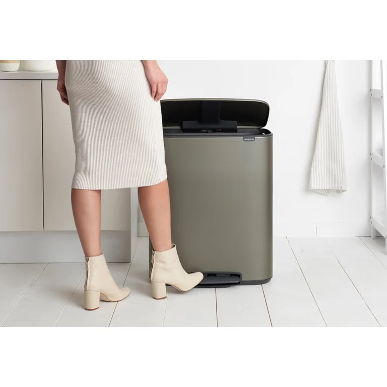 Coș de gunoi Brabantia Bo Pedal 2x30L, Platinum