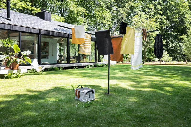 Uscător de rufe exterior Brabantia Lift-O-Matic 50m, țepușă metalică de săpat, Anthracite