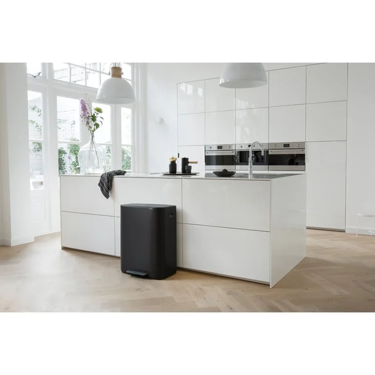 Coș de gunoi Brabantia Bo Pedal 60L, Matt Black