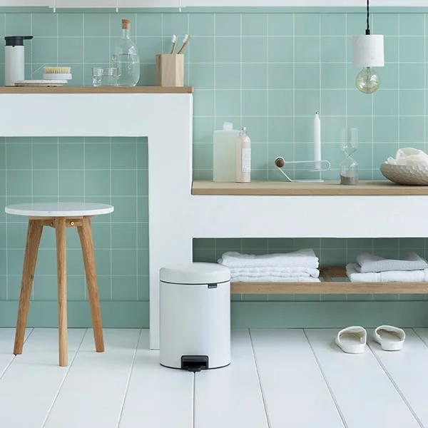 Coș de gunoi cu pedală Brabantia NewIcon 5L, White
