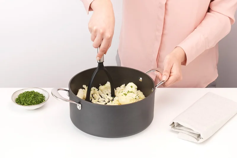 Presă pentru cartofi Brabantia Profile NEW, acoperire antiaderentă