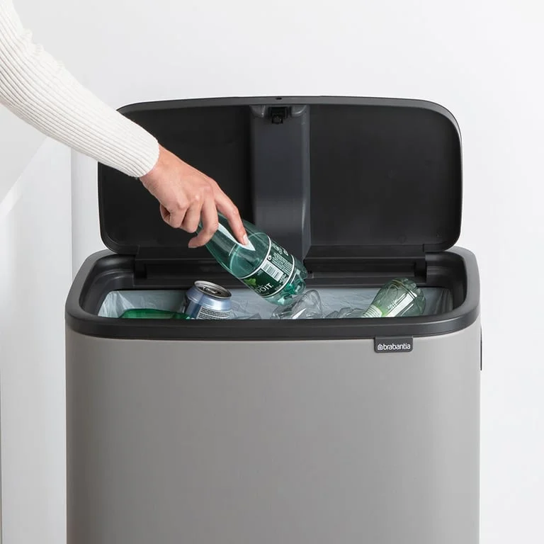 Coș de gunoi Brabantia Bo Touch Hi 60L, Mineral Concrete Grey