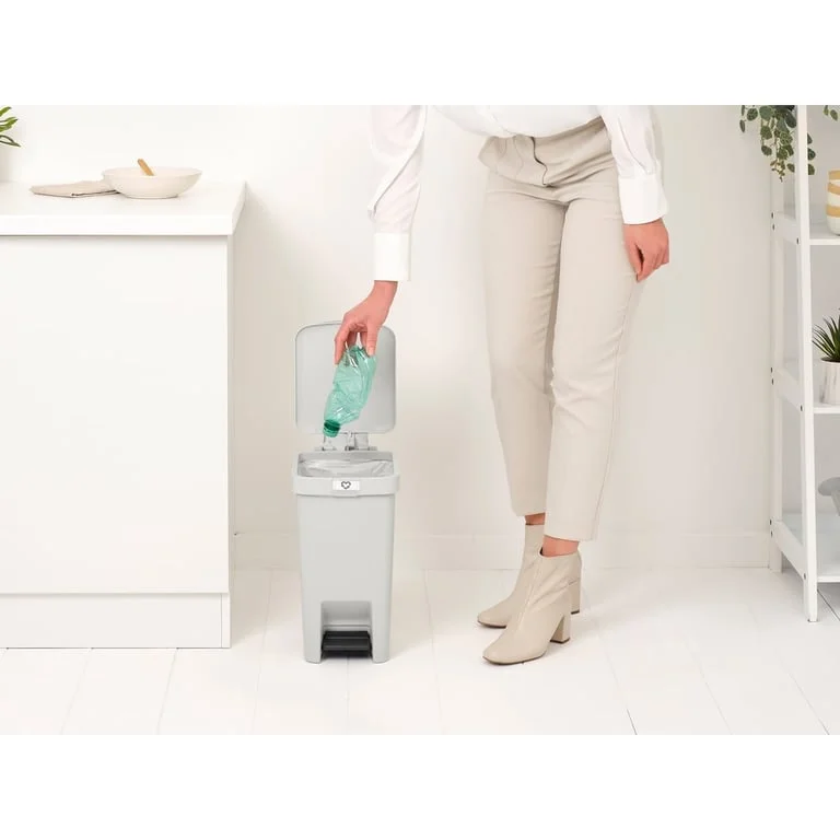 Coș de gunoi cu pedală Brabantia StepUp 10L, Light Grey