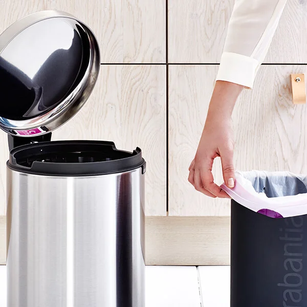 Coș de gunoi cu pedală Brabantia NewIcon 12L, Matt Steel, Fingerprint proof