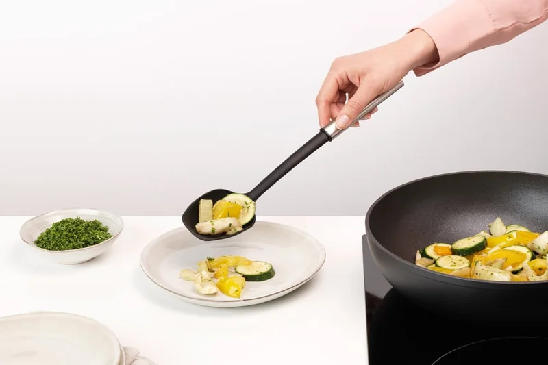 Lingură de servit Brabantia Profile NEW, cu strat antiaderent