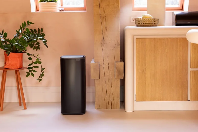 Coș de gunoi Brabantia Bo Touch 30L, Matt Black