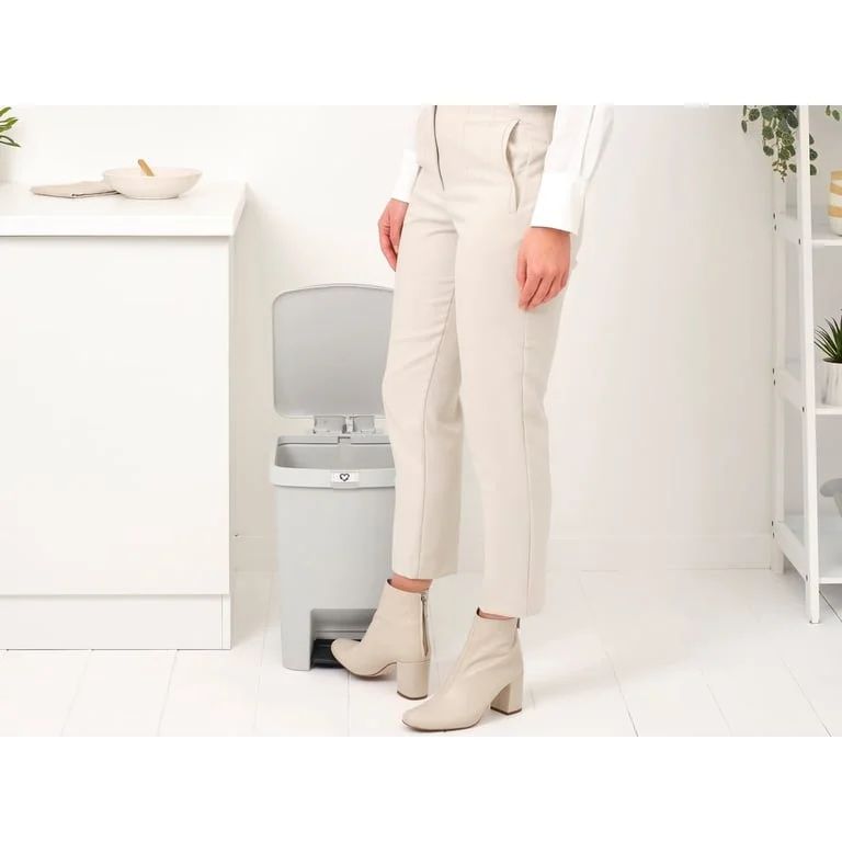 Coș de gunoi cu pedală Brabantia StepUp 25L, Light Grey