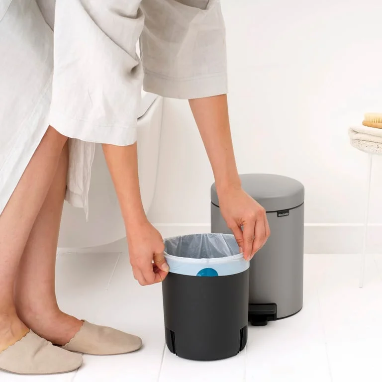 Coș de gunoi cu pedală Brabantia NewIcon 5L, Soft Grey