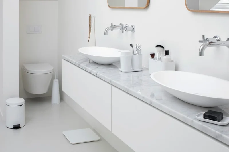 Cutie de accesorii pentru baie Brabantia ReNew White