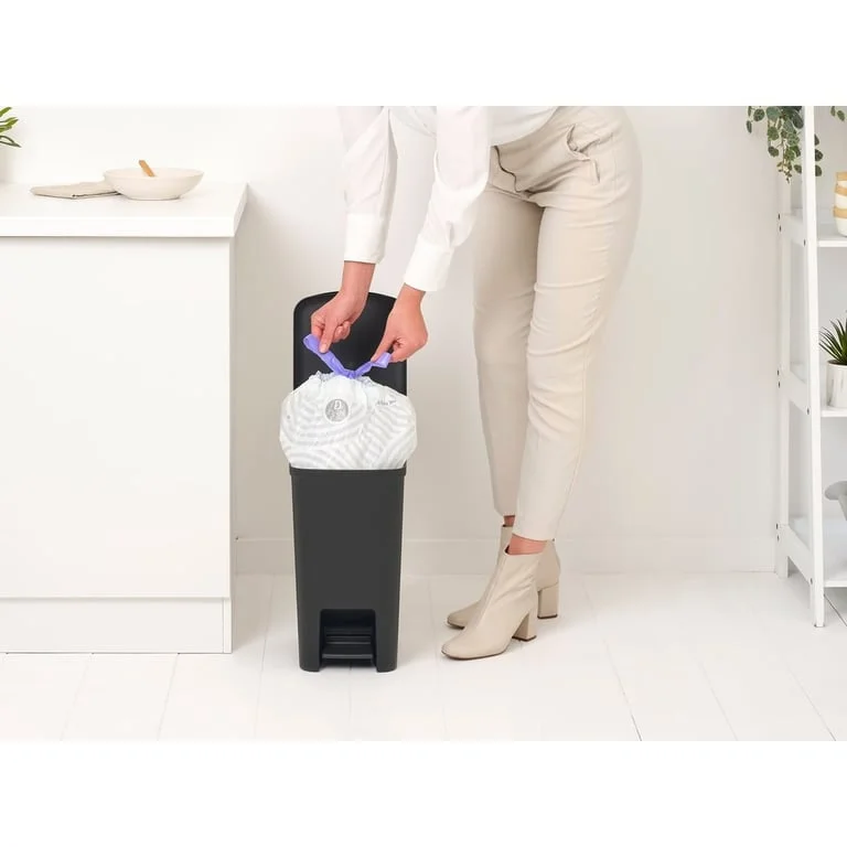 Coș de gunoi cu pedală Brabantia StepUp 16L, Dark Grey