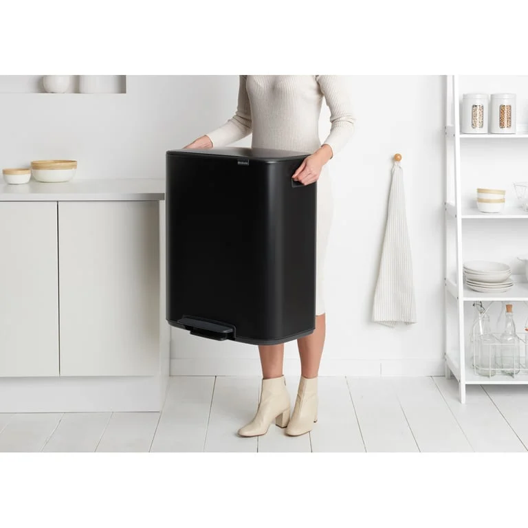 Coș de gunoi Brabantia Bo Pedal 60L, Matt Black