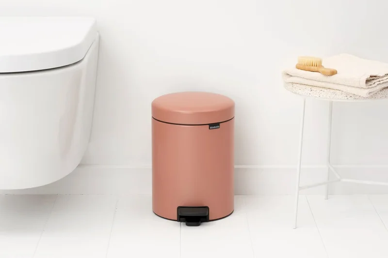Coș de gunoi cu pedală Brabantia NewIcon 5L, Warm Copper