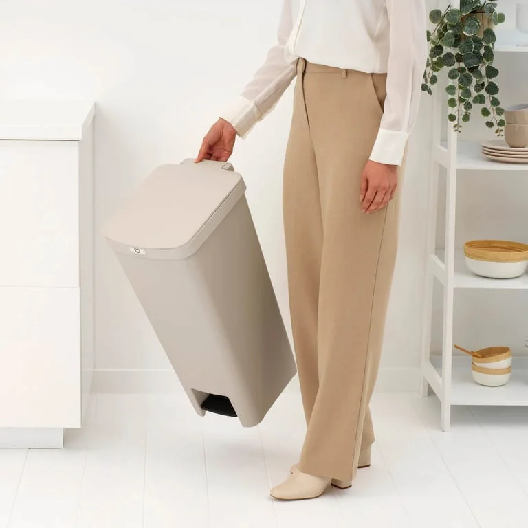 Pedal Waste Bin Brabantia StepUp 40L, Soft Beige