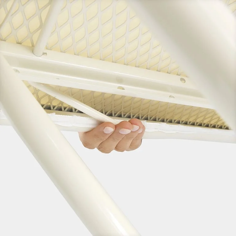 Ironing Board Brabantia B 124x38cm,  PerfectFlow, Bubbles, Steam stand