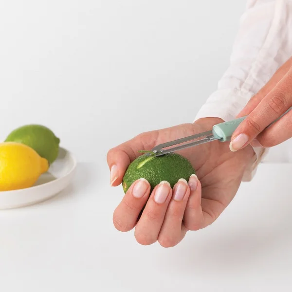 Decojitor Brabantia Tasty+ Jade Green, cu mini răzătoare pentru coji de citrice
