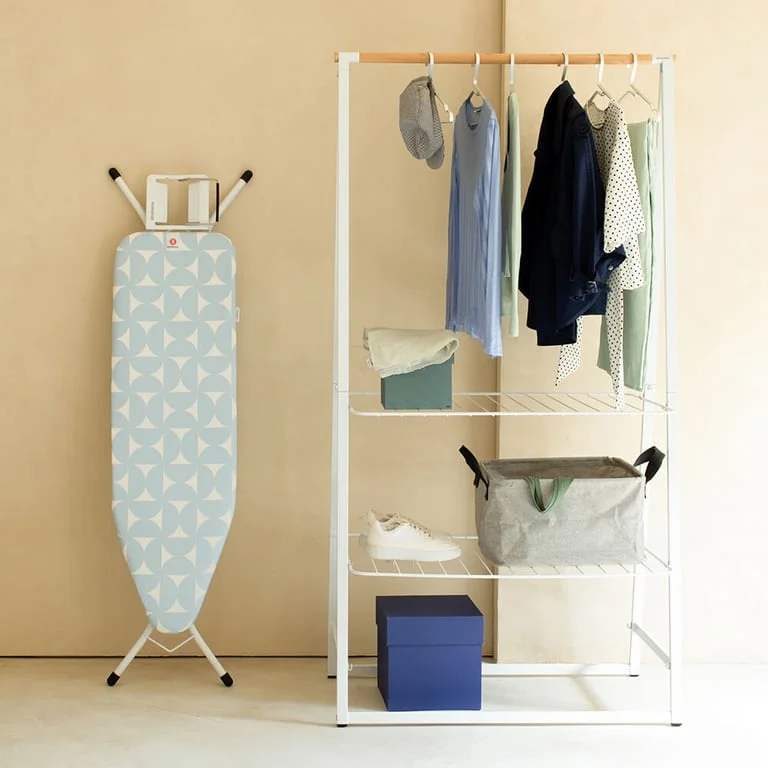 Masă de călcat Brabantia B 124x38cm cu suport pentru fier de călcat, Fresh Breeze