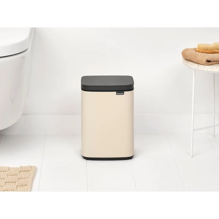 Coș de gunoi Brabantia Bo Small 4L, Soft Beige