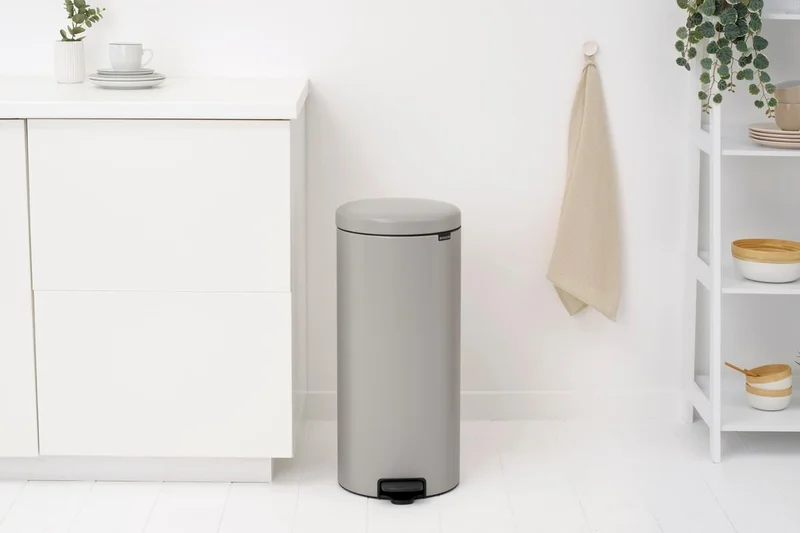Pedal Waste Bin Brabantia NewIcon 30L, Soft Grey