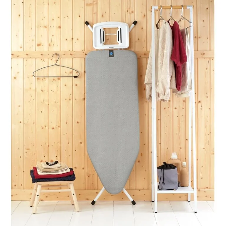 Masă de călcat Brabantia C 124x45cm cu suport solid pentru fier de călcat, Metallised