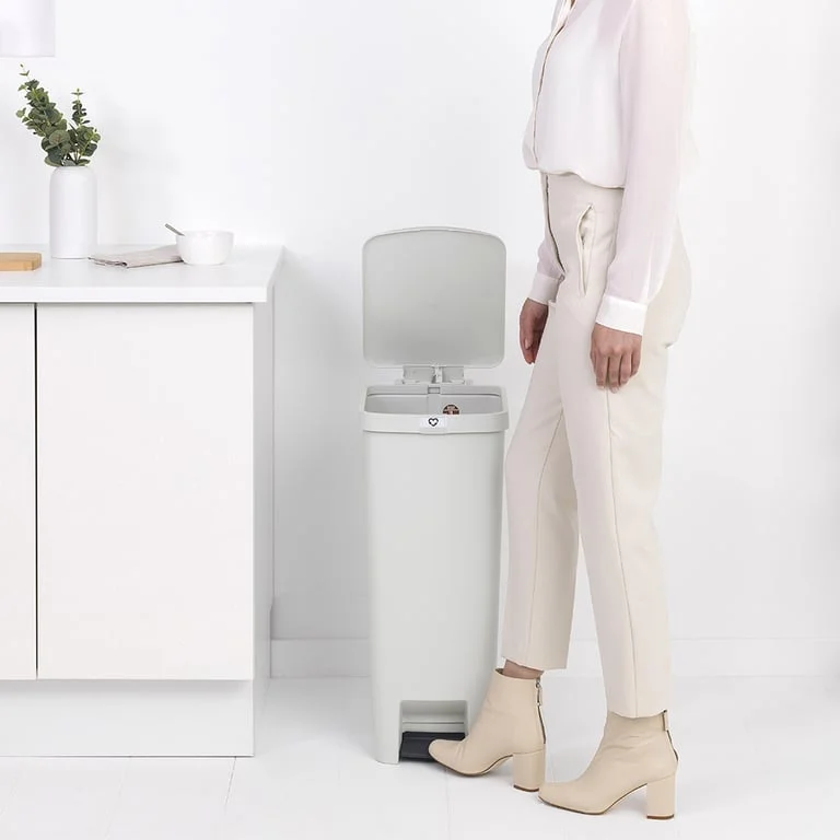 Coș de gunoi cu pedală Brabantia StepUp 40L, Light Grey