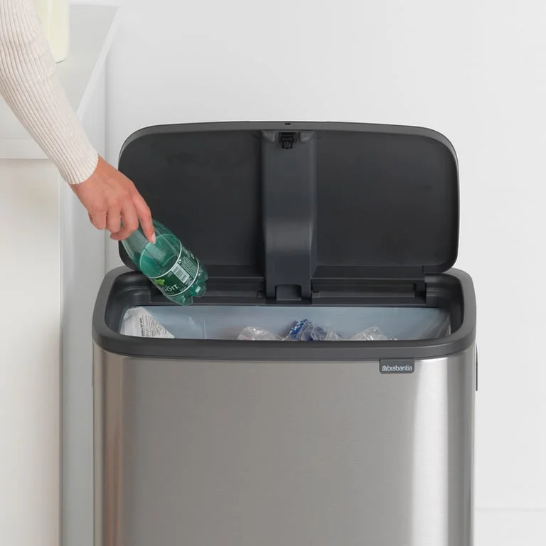 Bo Touch Bin Brabantia, 60 litre, Plastic Bucket Matt Steel Fingerprint Proof