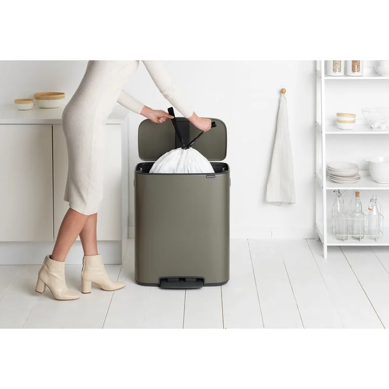 Coș de gunoi Brabantia Bo Pedal 60L, Platinum