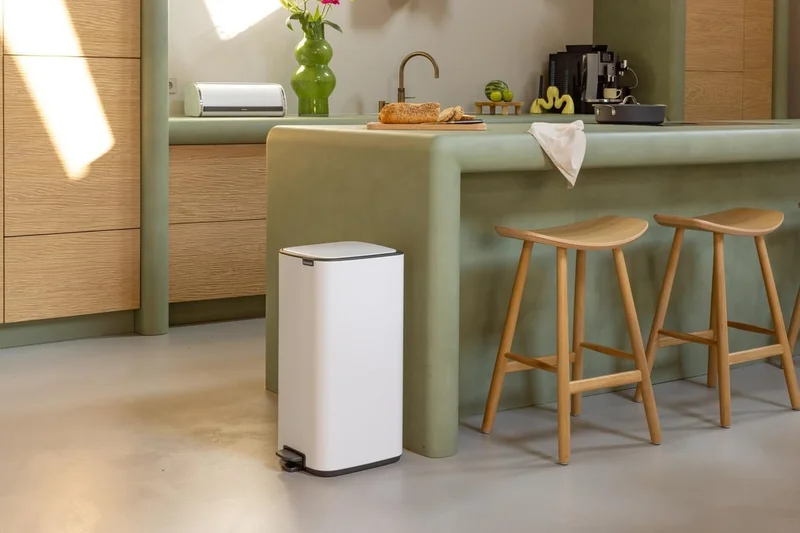Coș de gunoi Brabantia Bo Pedal 30L, White