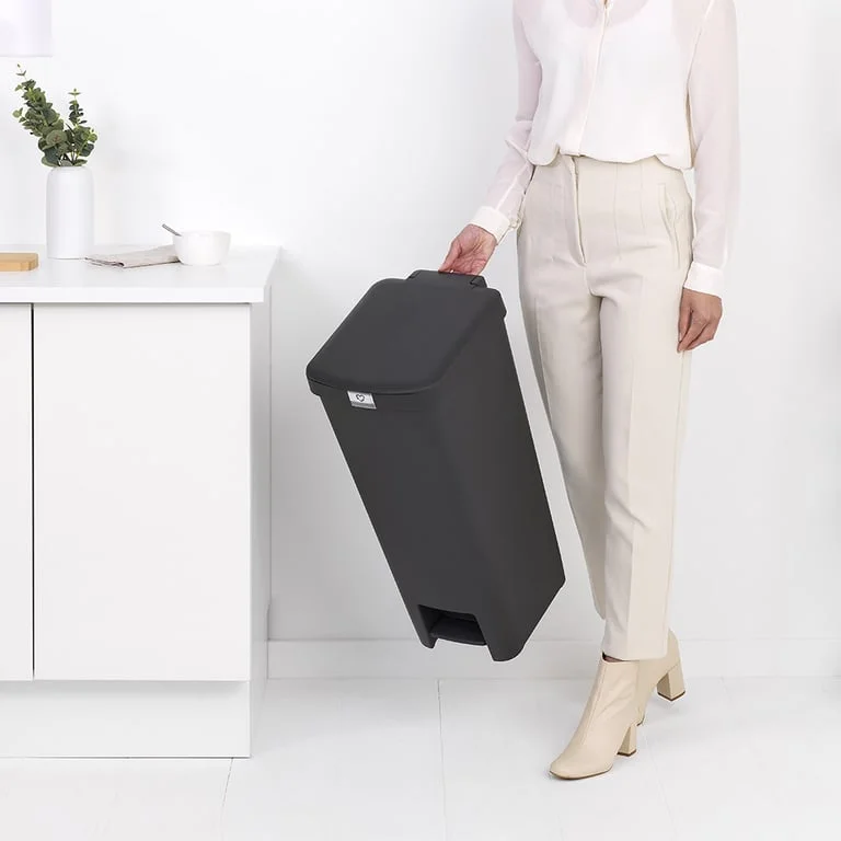 Coș de gunoi cu pedală Brabantia StepUp 40L, Dark Grey