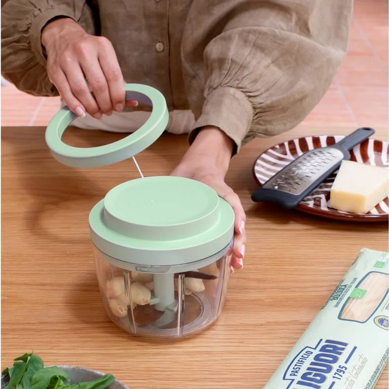 Tocător manual Brabantia Tasty+ Jade Green