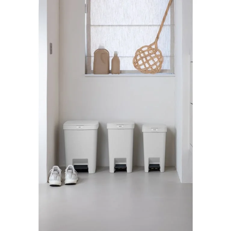 Coș de gunoi cu pedală Brabantia StepUp 10L, Light Grey
