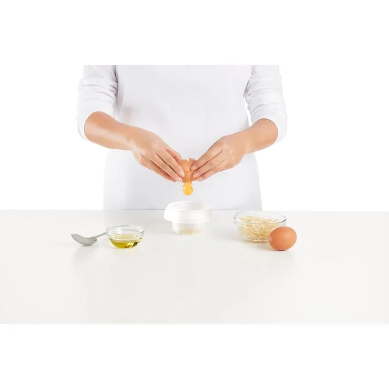 Egg transculent cylinder for microwave Lekue