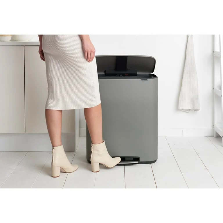 Waste Bin Brabantia Bo Pedal 60L, Mineral Concrete Grey